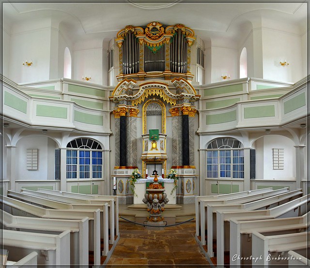 Kirche Zur Heiligen Dreieinigkeit in Schmiedeberg im Osterzgebirge