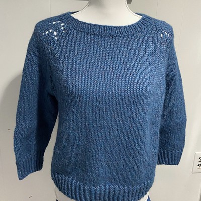 Kathy (chantrykathy) finished this pretty blue  Felix Pullover by Amy Christoffers knit using Gsrnstudio Drops Air.