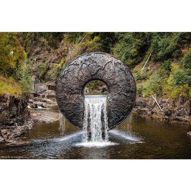 ‘All of Nature Flows Through Us’ - Marc Quinn . Definitely a favourite on the sculpture trail at @kistefos. A beautiful location well worth the visit. . #wallkandy #marcquinn @marcquinnart #kistefossmuseet #kistefos #art #sculpture #norway #museum #fb #f