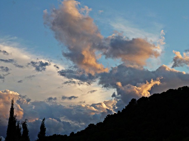 Nubes tras el Montaspre - Nàquera - València