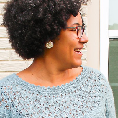 Daintylion by Rebecca McKenzie (@ragingpurlwind) is LIVE on Ravelry now! Save 20% until October 1, 2021 on the pattern. No code needed!