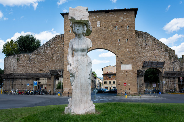 Piazzale di Porta Romana // Florence, Toscane