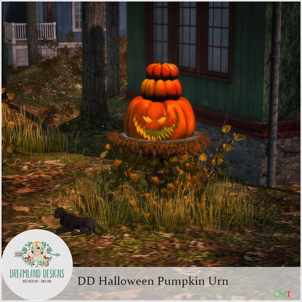 DD Halloween Pumpkin UrnAD