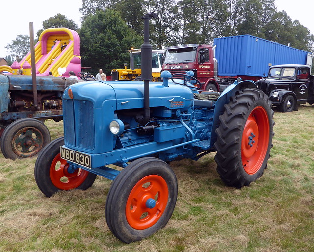 MBD 830 is a 1955 Fordson E1A New Major Tractor - Redbourn 04Sep21