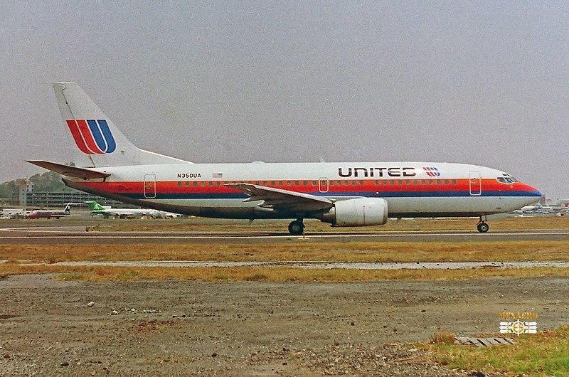United / Boeing 737-322 / N350UA