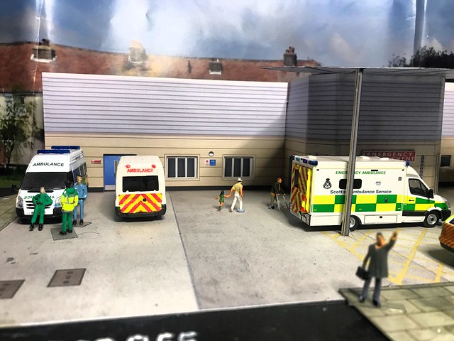Mossend District General 1:76 scale, Scottish Ambulance Service - PTS + A&E.
