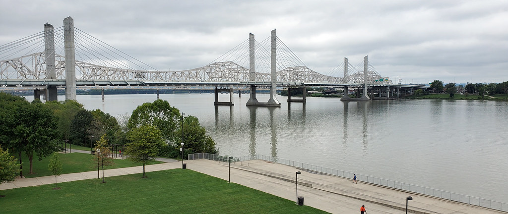 Abraham Lincoln Bridge