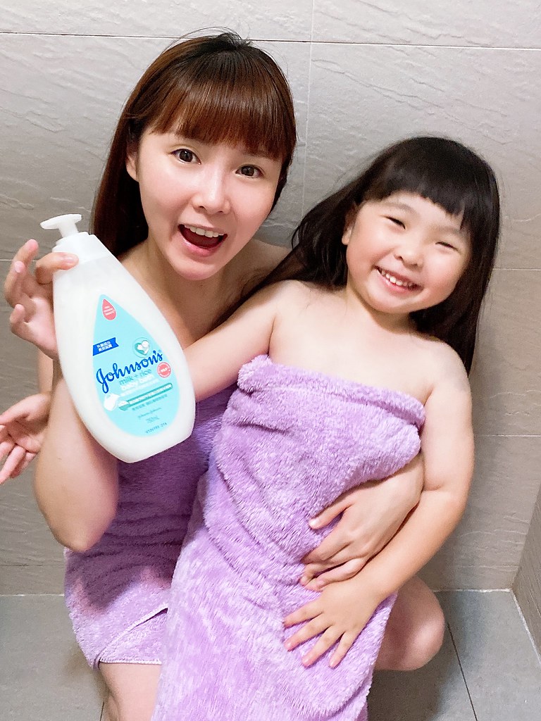 嬌生嬰兒牛奶純米沐浴乳+潤膚乳 (9)