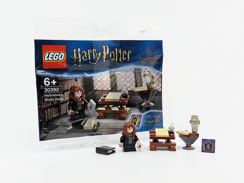 30392: Hermione's Study Desk Polybag Review