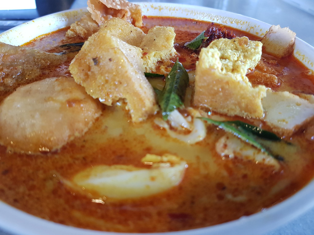 咖喱叻沙 Curry Laksa rm$9.90 @ 芙蓉姨婆老鼠粉 Restoran Yi Poh in PJ Old Town