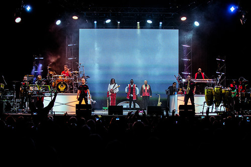 Earth, Wind & Fire