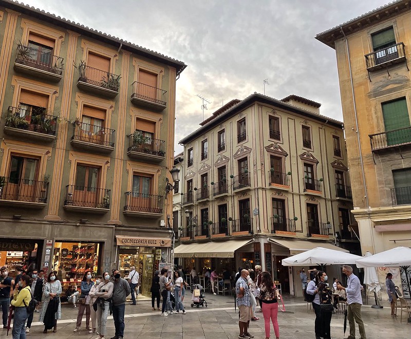 Semana visitando Granada y alrededores - Blogs de España - 21 de septiembre: Llegada a Granada y primer contacto con el casco histórico (22)