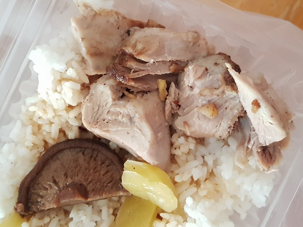 泰國豬蹄飯 Thai style Pork Trotter rice rm$10 @ Taste of Siam in 利廣美食中心 Le Kwang USJ2