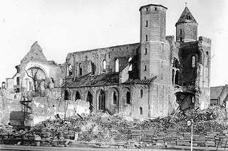 Ansicht der zerstörten Kirche von Nordwesten 1948