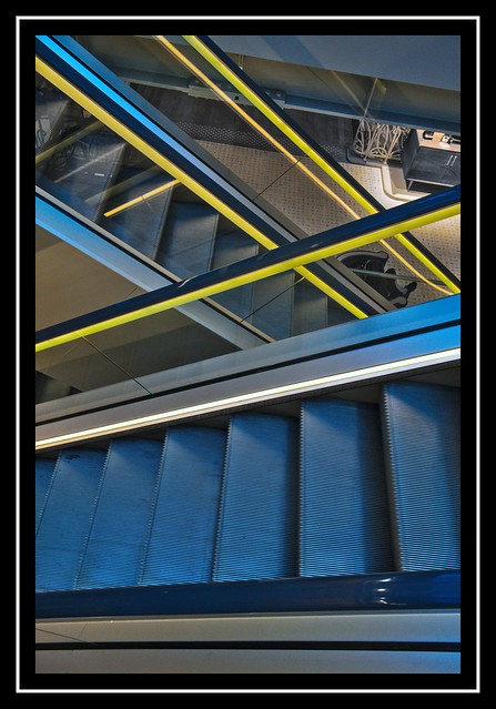 Crossing Paths ... the Escalators of the Samaritaine Store