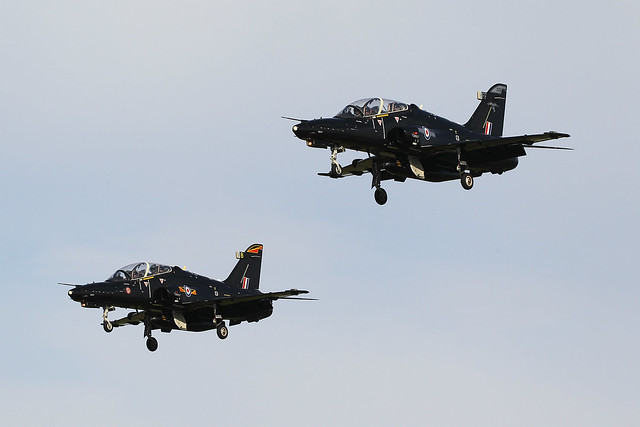 ZK030/FF & ZK011/B  BAe Hawk T.2 4 FTS 25 & 4 Squadron Royal Air Force On Finals