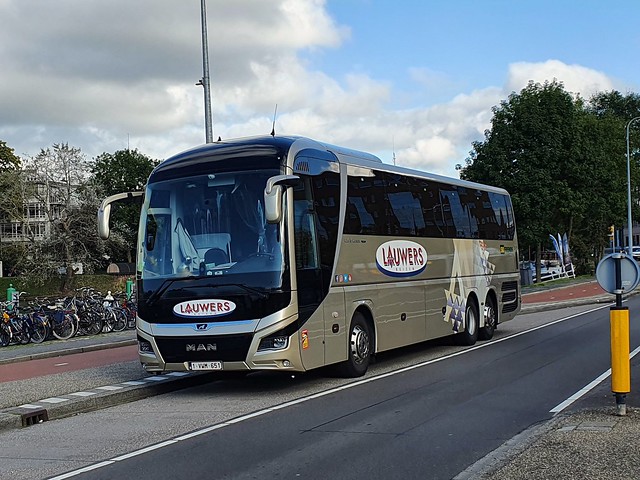Lauwers Reizen 1-VWM-651