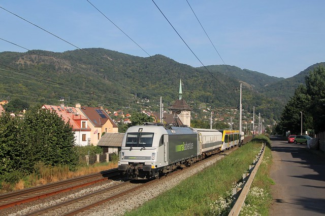 Railadventure 183 500-8 + 455 503-3 (Schönbuchbahn) bij Vaňov op 8-9-2021