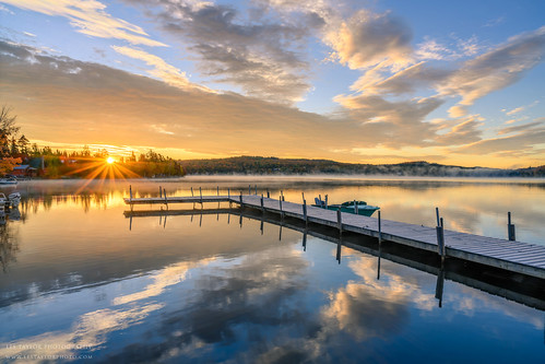 Back Lake Autumn Sunrise by lestaylorphoto, <a href="http://lestaylorphoto.com" rel="noreferrer nofollow">Website</a> | <a href="http://www.fa