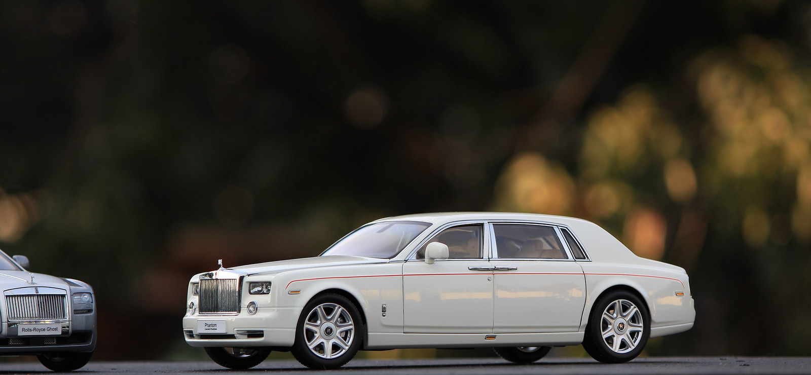 Mô hình xe Rolls Royce Ghost Full Color 118 Kyosho  banmohinhtinhcom