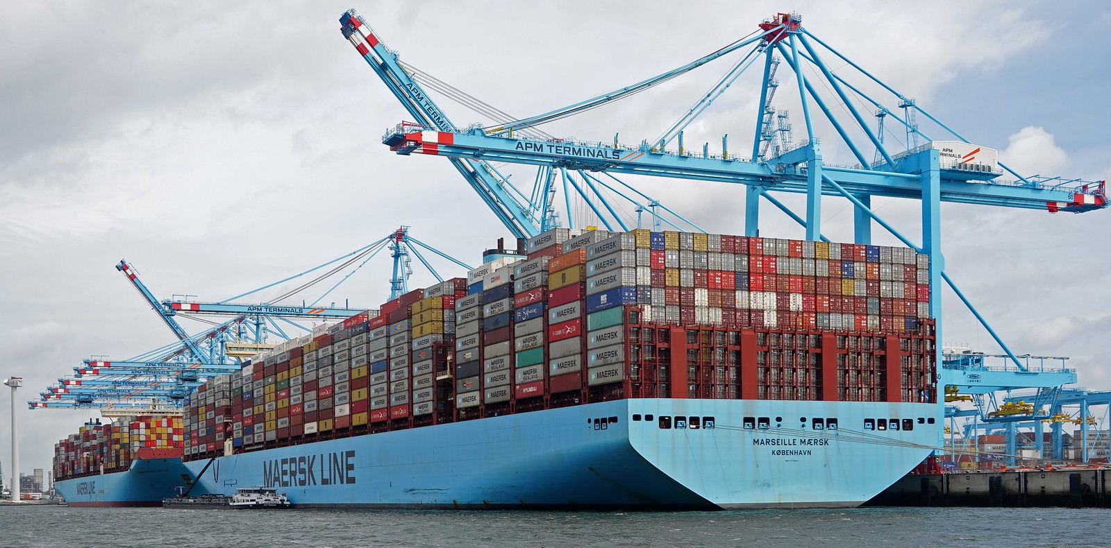 dịch vụ vận chuyển (tải) đường biển quốc tế