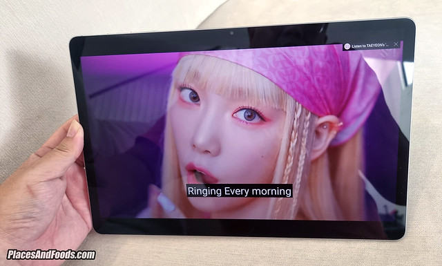 Samsung Galaxy Tab S7 FE screen