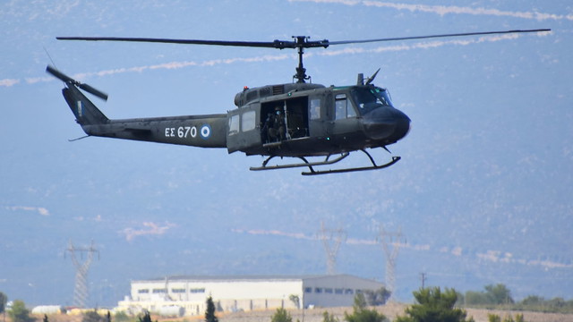 Agusta - Bell AB.205A c/n 4454 Greece Army serial ES670