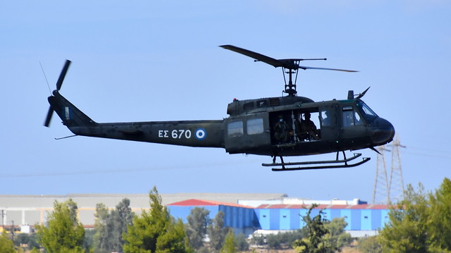 Agusta - Bell AB.205A c/n 4454 Greece Army serial ES670
