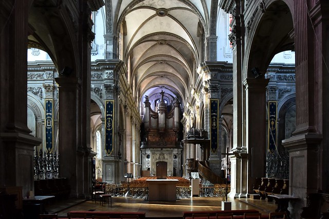 Intérieur de la cathédrale Notre-Dame-de-Grâce