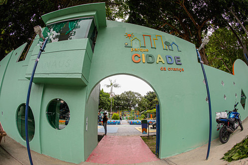 08.10.21 - Prefeitura realiza preparativos finais para entrega da reforma do parque Cidade da Criança