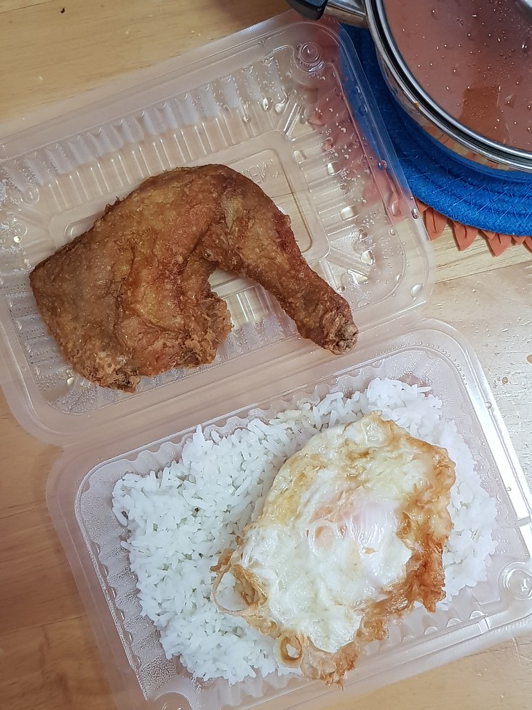 炸雞腿飯 Fried Chicken Leg Rice rm$11 @ 新永順茶餐室 Restoran New Weng Soon Jaya USJ17