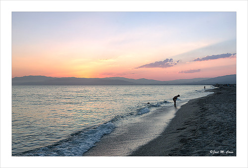 Llega la noche sobre el cabo (Cabo de Gata, Almería) by Jose Manuel Cano, cabodegata almería españa spain mar sea agua water puestadesol sunset costa coast nikond5100 playa b