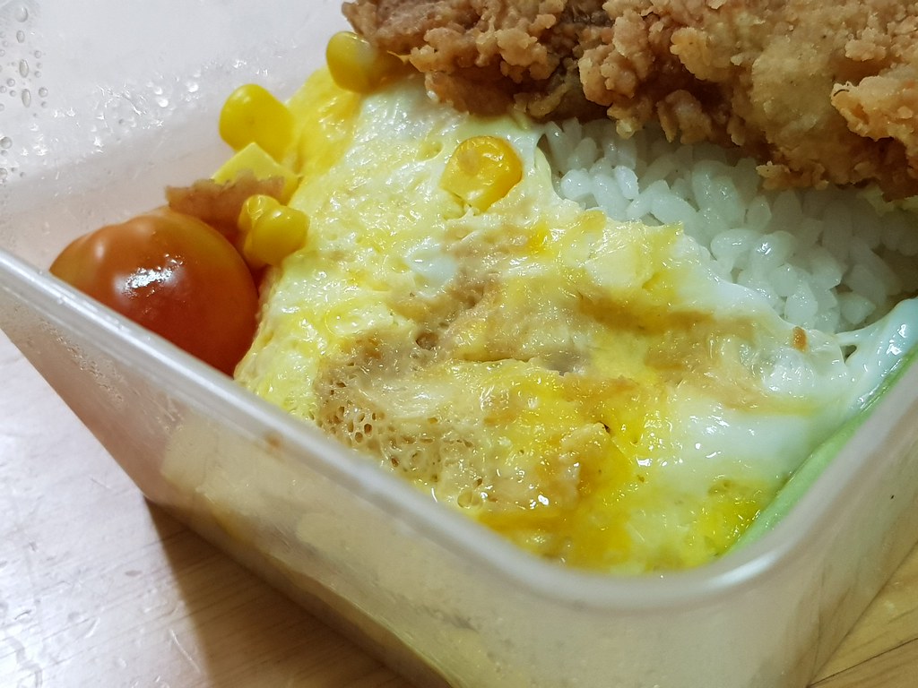 蜜汁魚扒蛋包飯 Honey fish fillet Omelette rice rm$12.90 @ 樂在 Let's Joy USJ10