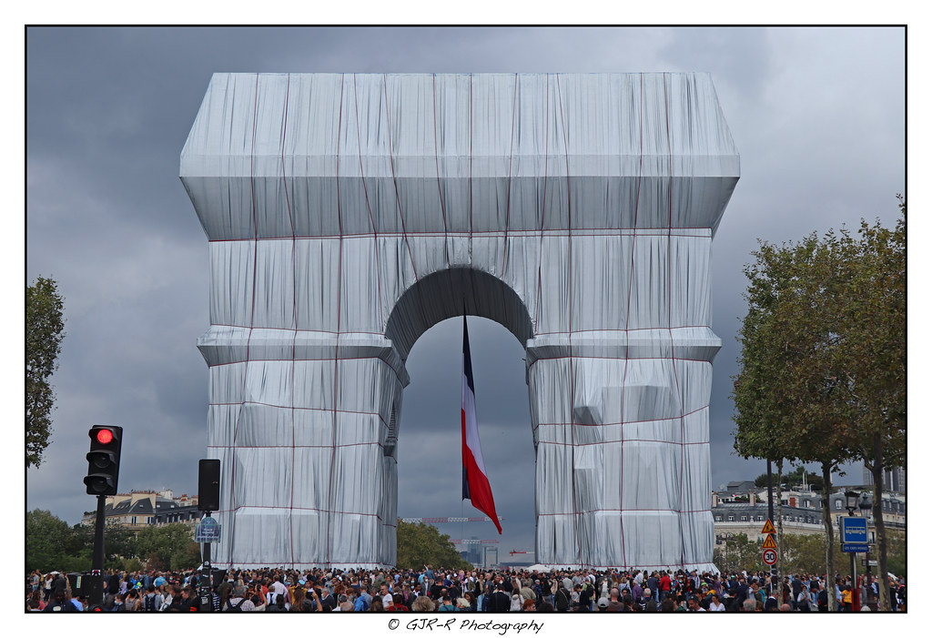 2021.09.27 Arc de Triomphe by Christo 1