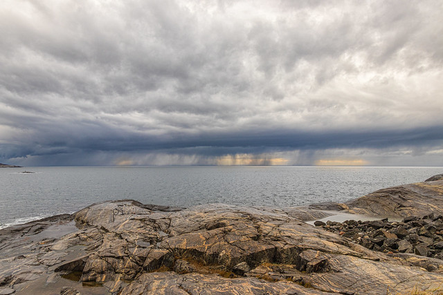 Sturm und Regen über der Barentsee