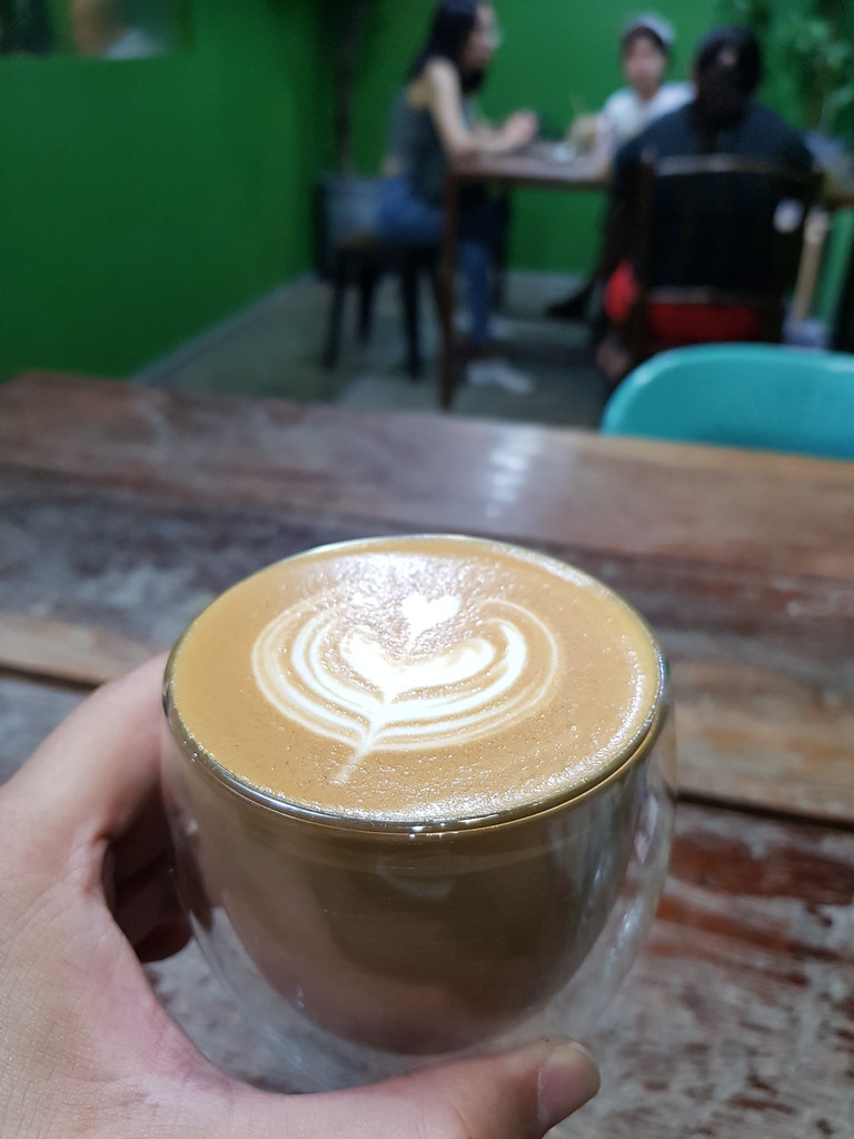 拿鐵 Latte rm$12 @ Sipping Corner Cafe in Puchong Bandar Puteri