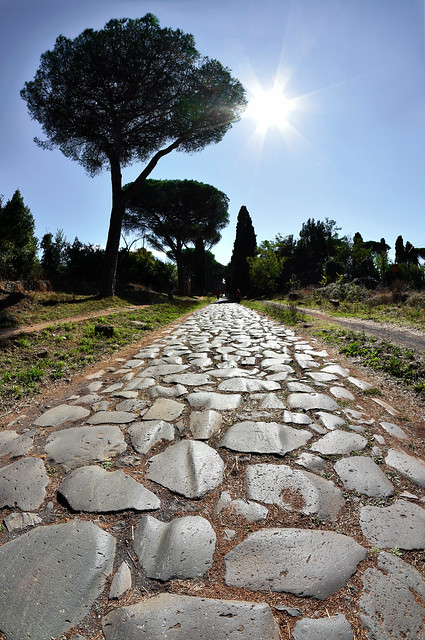 Roma - Parco dell'Appia Antica - Basolato di Via Appia Antica