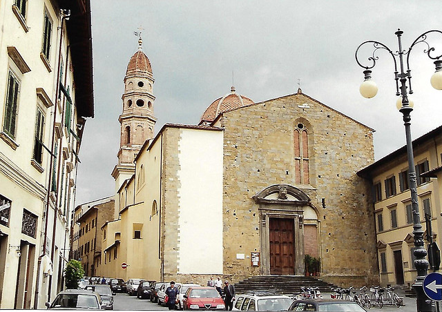 Arezzo, Piazza di Badia, Chiesa delle Santa Flora e Lucilla