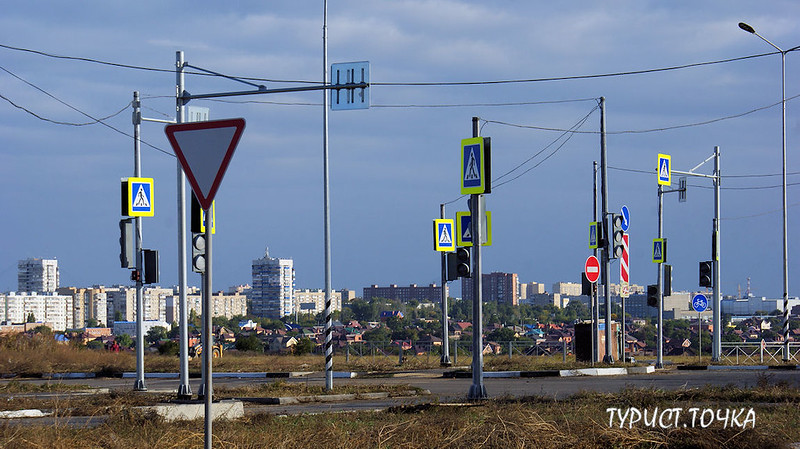 Перекрёсток в Ростове светофоры