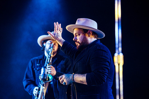 Nathaniel Rateliff & The Night Sweats