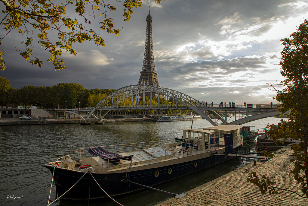 Bords de Seine, soir d'automne  ( Paris )
