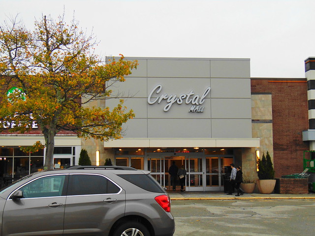 Crystal Mall (Waterford, Connecticut)