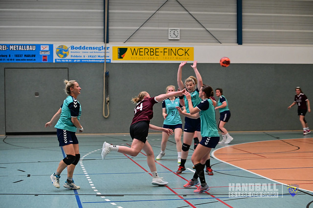 20211017 Ribnitzer HV - Laager SV 03 Handball Frauen (12).jpg