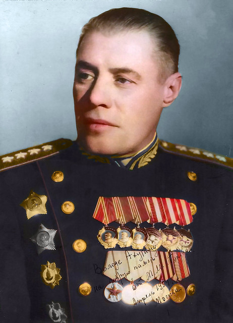 Командующий Ленинградским и Сталинградскими фронтами генерал армии  Маркиан Михайлович Попов