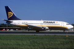 Ryanair B737-230 EI-CNZ GRO 23/08/2003