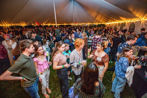 Fun was had by all in attendance at the reunion receptions held in the Sunken Garden tents during Homecoming & Reunion Weekend.