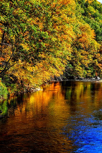 autumninct autumncolors colorsoffall fallinnewengland connecticut visitct scenicrivers shepaugriver river amazingsights travelct ct scenicct sceniccountryside reflections canon sceniclocations ontheroadagain traveling canonr amazinglandscapes