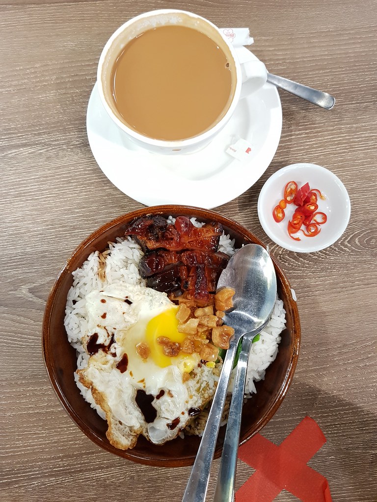 叉燒豬油渣撈飯 Steamed rice with  "Charsiew" plus Pork Lard rm$13.80 & 香港奶茶 Hong Kong Milk Tea rm$5 @ 大茶店 Dai Cha Dim USJ1 Damen Mall