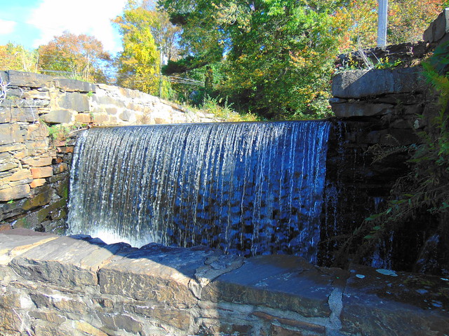 Waterfall at the Mill (Killingly, Connecticut)