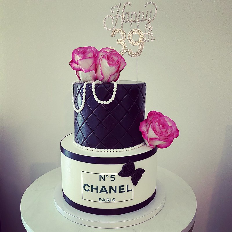 Chanel Themed Cake by Jami Cakes & Sweets
